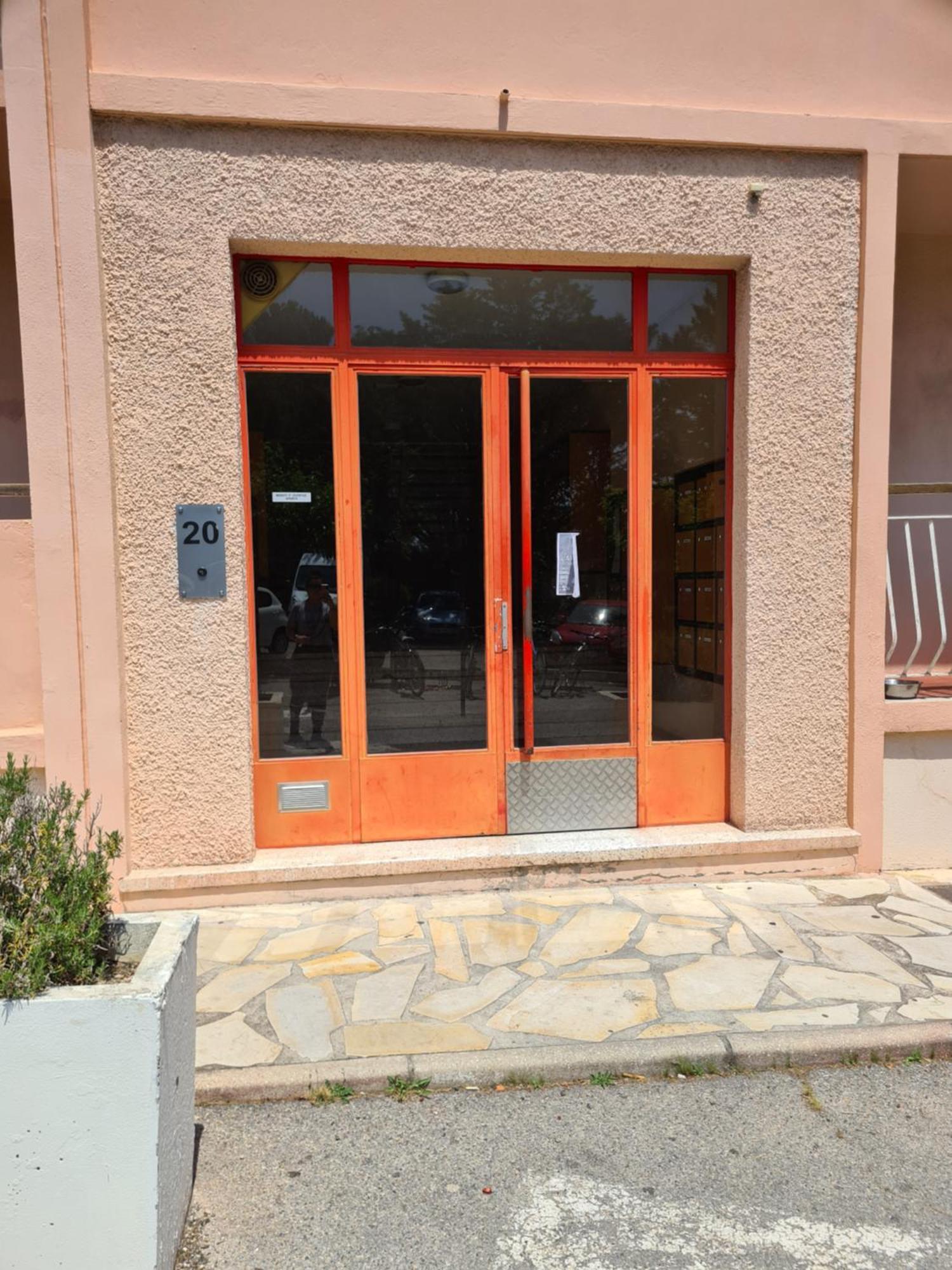 Studio Aix Centre Ville A Pied Avec Stationnement Aix-en-Provence Exterior foto